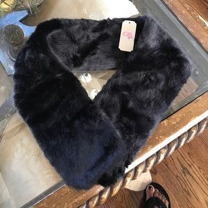 Black faux fur shoulder cover